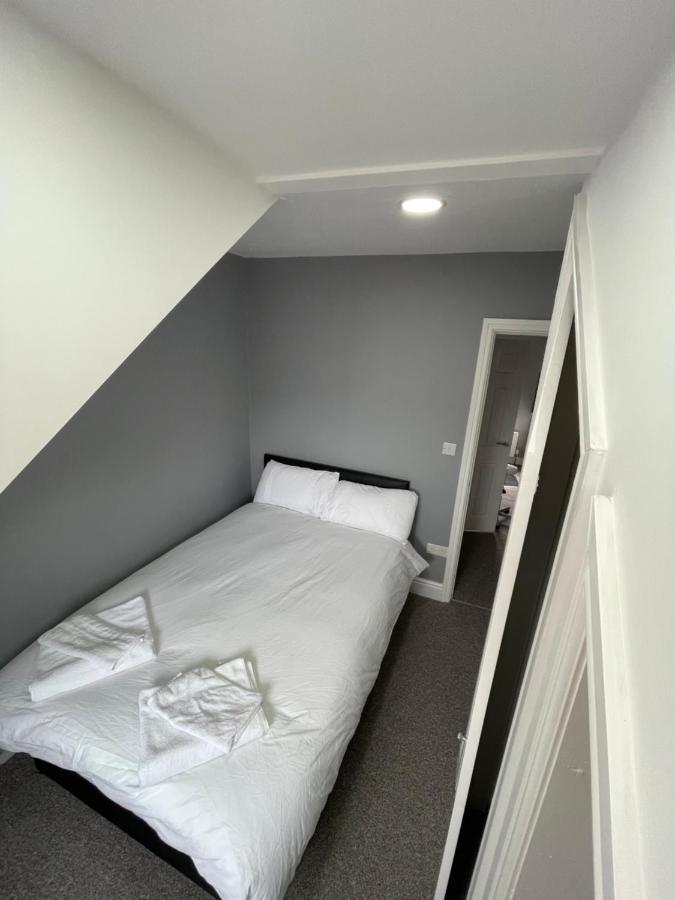 Apartamento Luton Short Term Lets - Cardiff Road Exterior foto